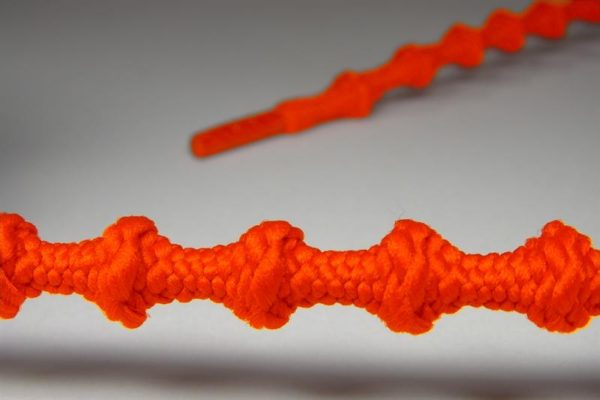 Tkanička Free-lace 60 cm reflexní oranžová